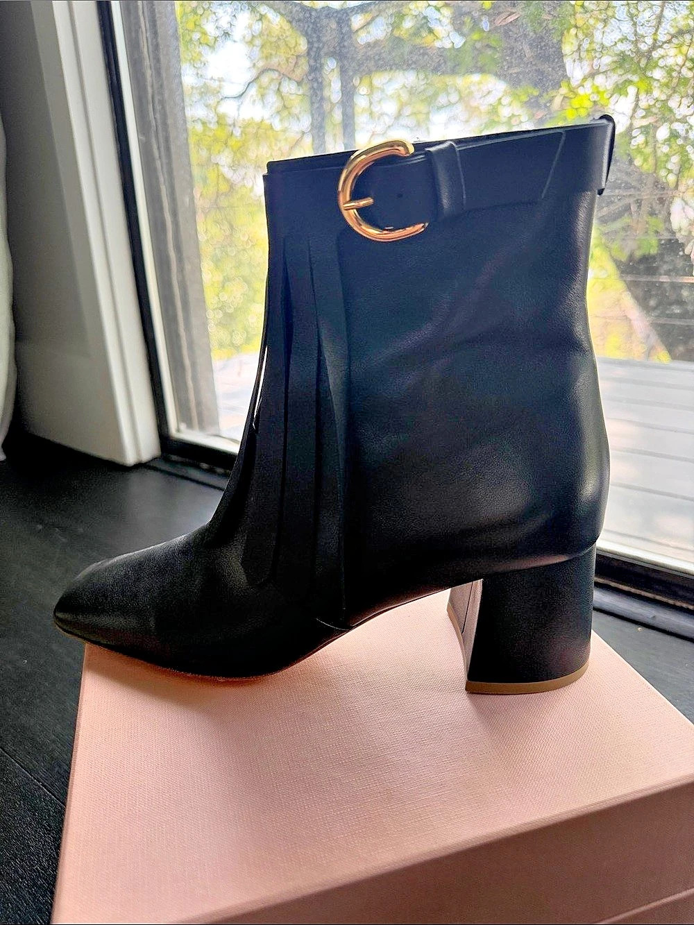 Rupert Sanderson Vrony Fringe Leather Ankle Boots Black.  Worn once.  Run small